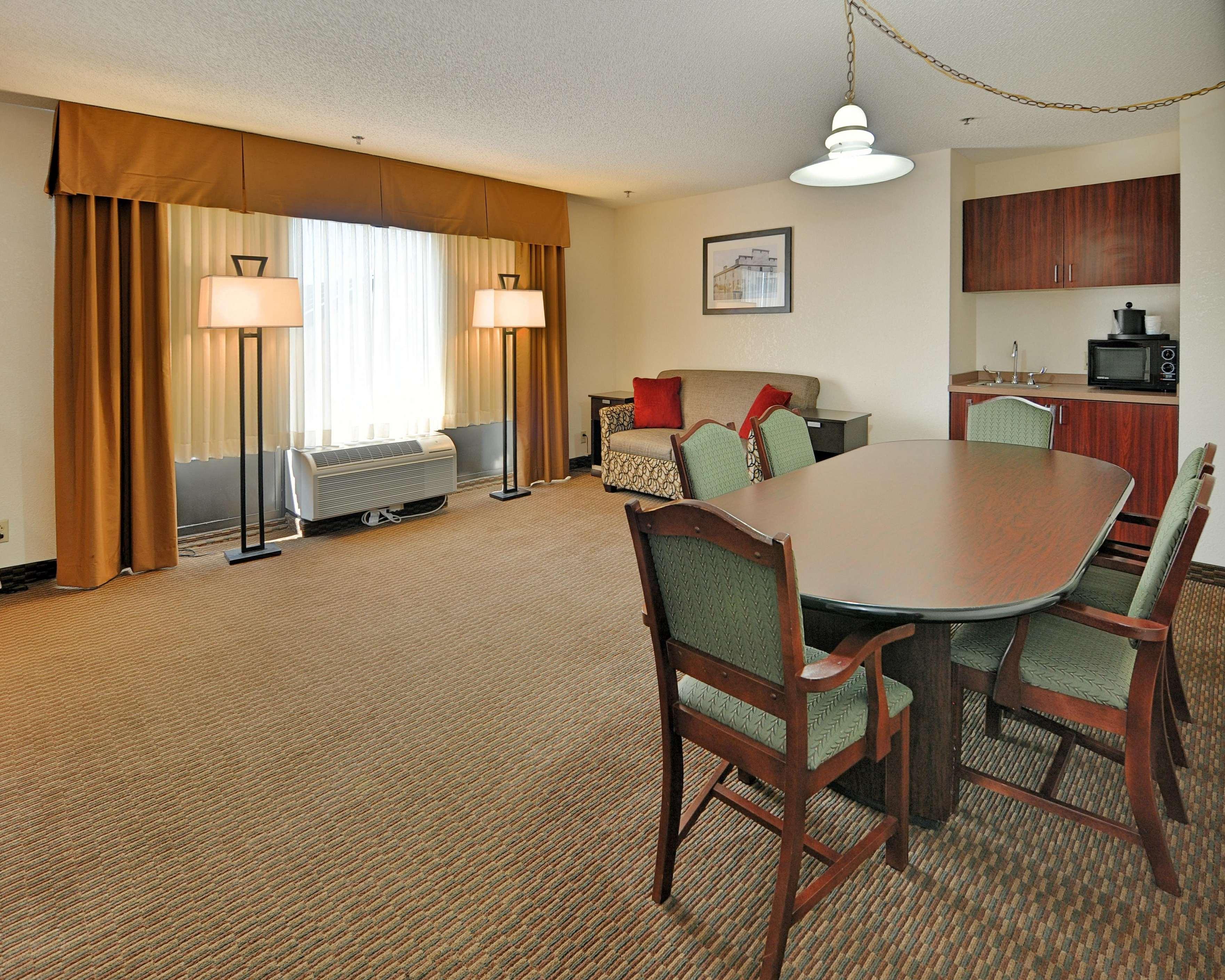 Hampton Inn Athens Exterior photo