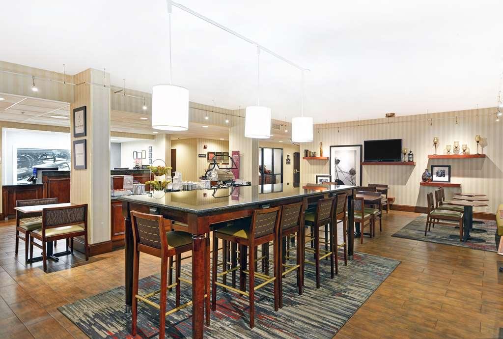 Hampton Inn Athens Restaurant photo